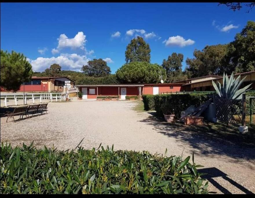 Bebadamo Ed Eva Lägenhet Villaggio del Fanciullo Exteriör bild